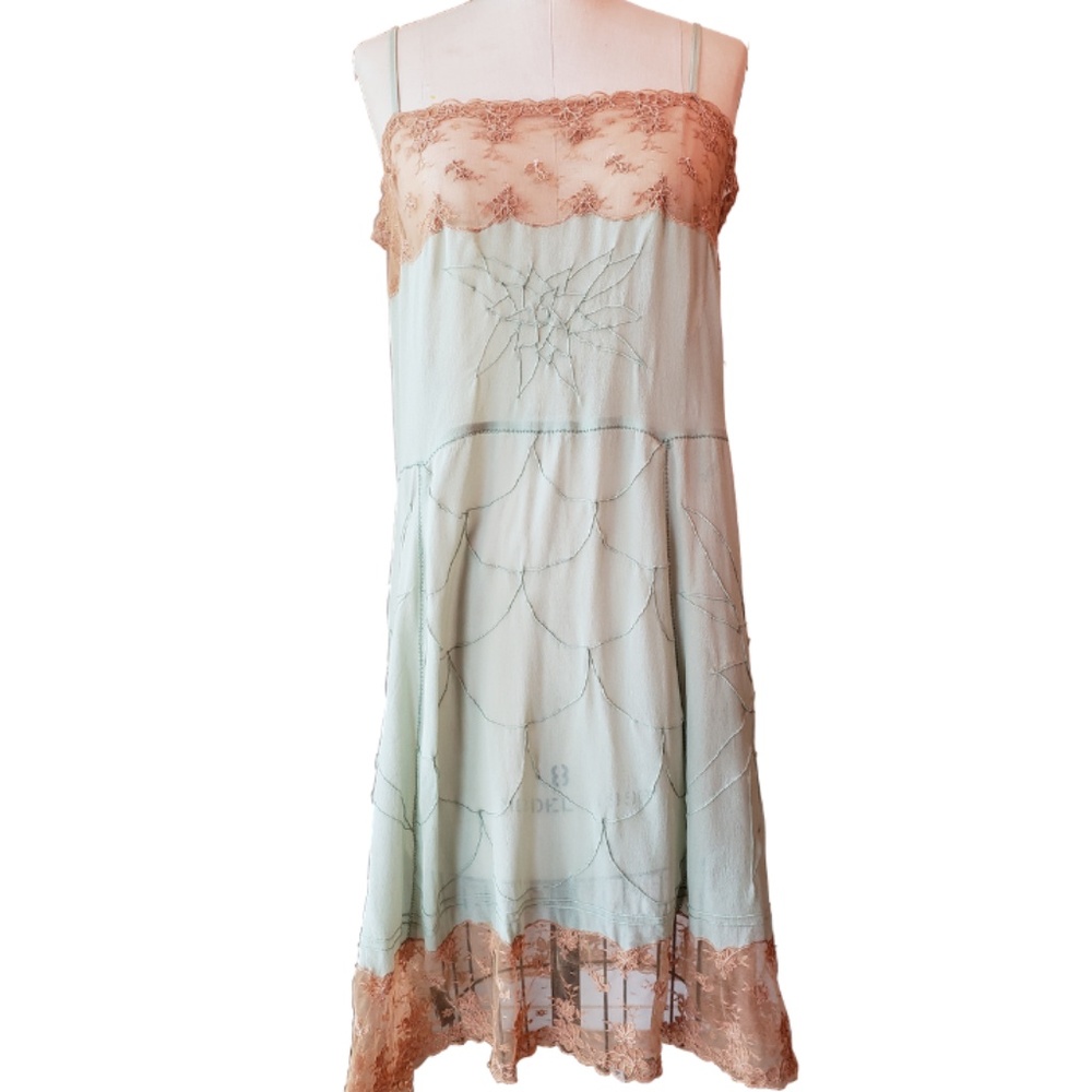 Fluer Wood 100% Silk Gown